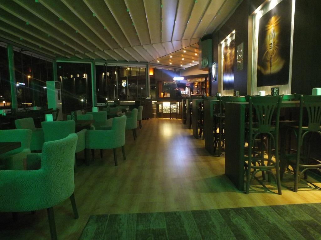 Kndf Marine Hotel Истанбул Екстериор снимка