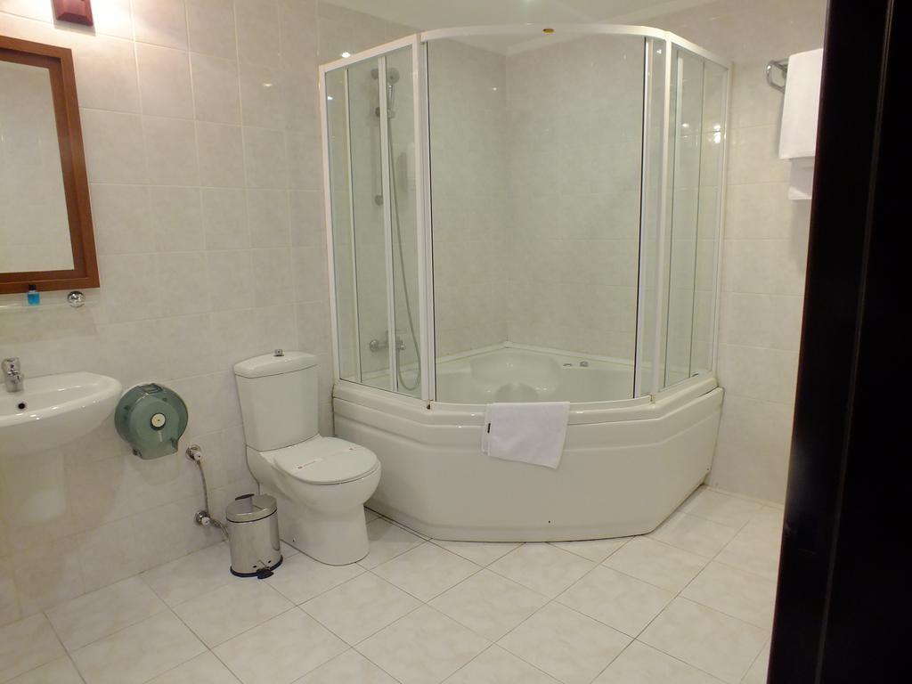 Kndf Marine Hotel Истанбул Екстериор снимка