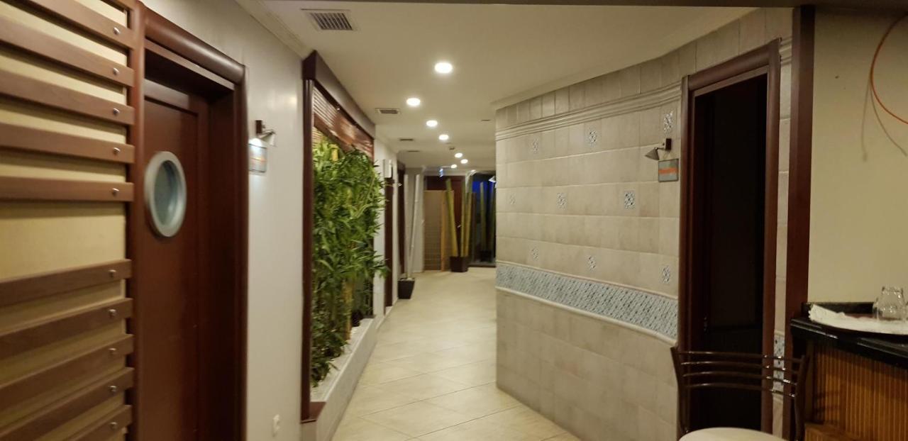 Kndf Marine Hotel Истанбул Екстериор снимка