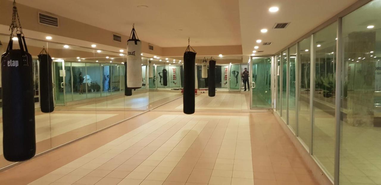 Kndf Marine Hotel Истанбул Екстериор снимка